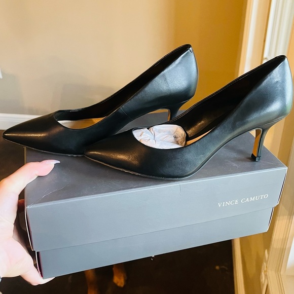 🌟Vince Camuto Vivienne Heels🌟 - Picture 4 of 6